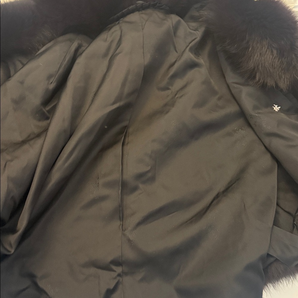 Fox fur trimmed cape large - Picture 10 of 11